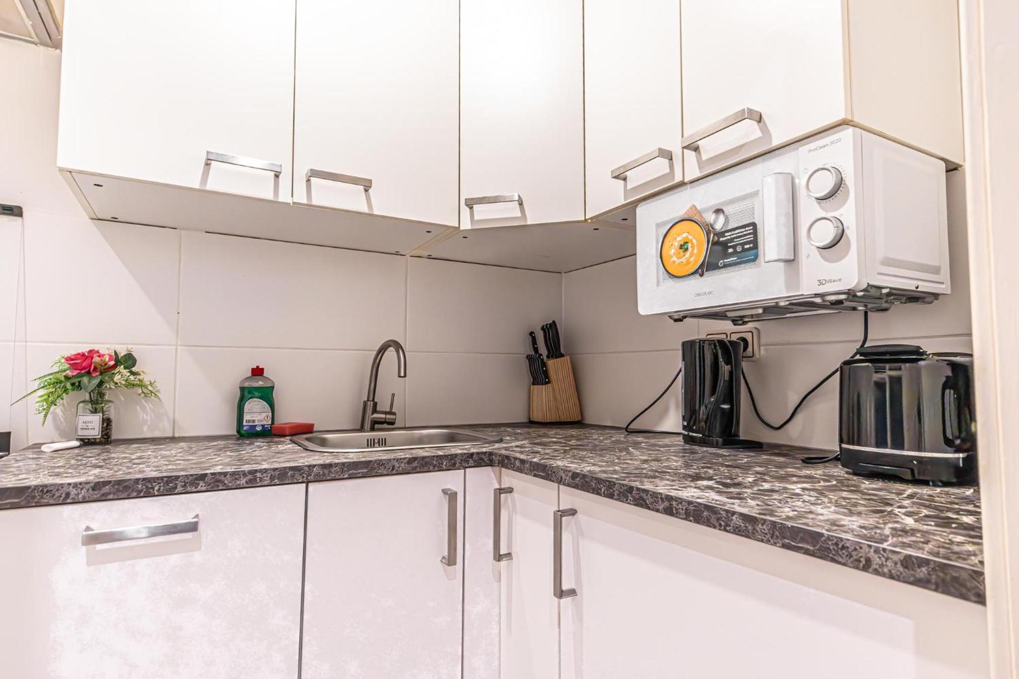 Appartement Stylish 2br For 5p, Prime Location *