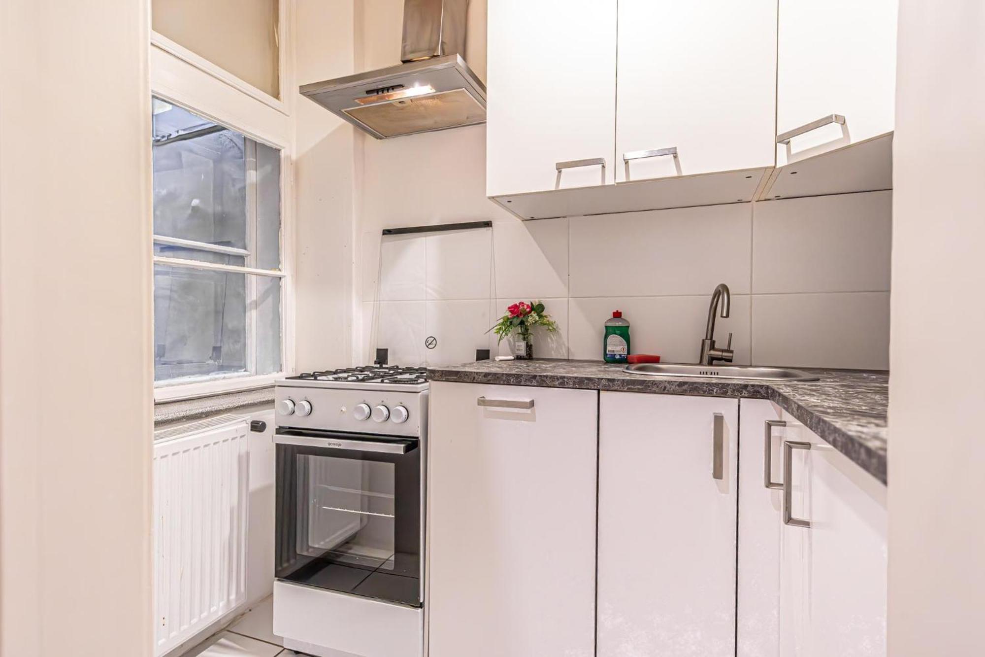 Appartement Stylish 2br For 5p, Prime Location Wenen